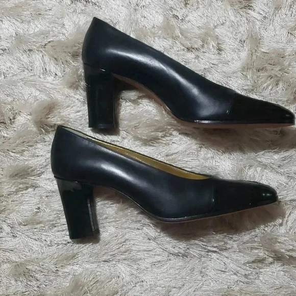 ESCADA heels size 7.5 - Picture 2 of 6